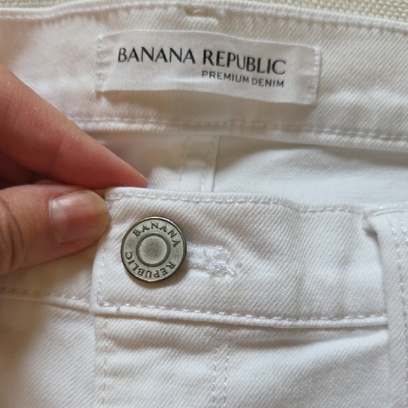 Banana Republic Women's White Skinny Jeans - Picture 3 of 11